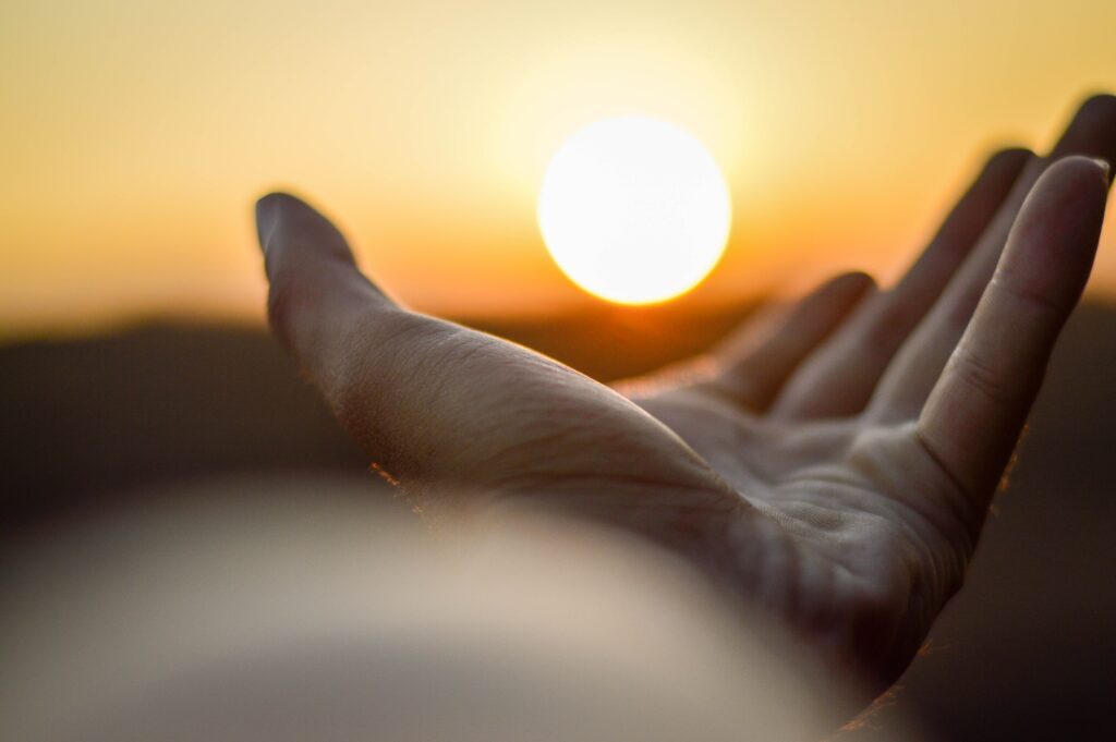 IMG_0034 Hands for coaching and meditation